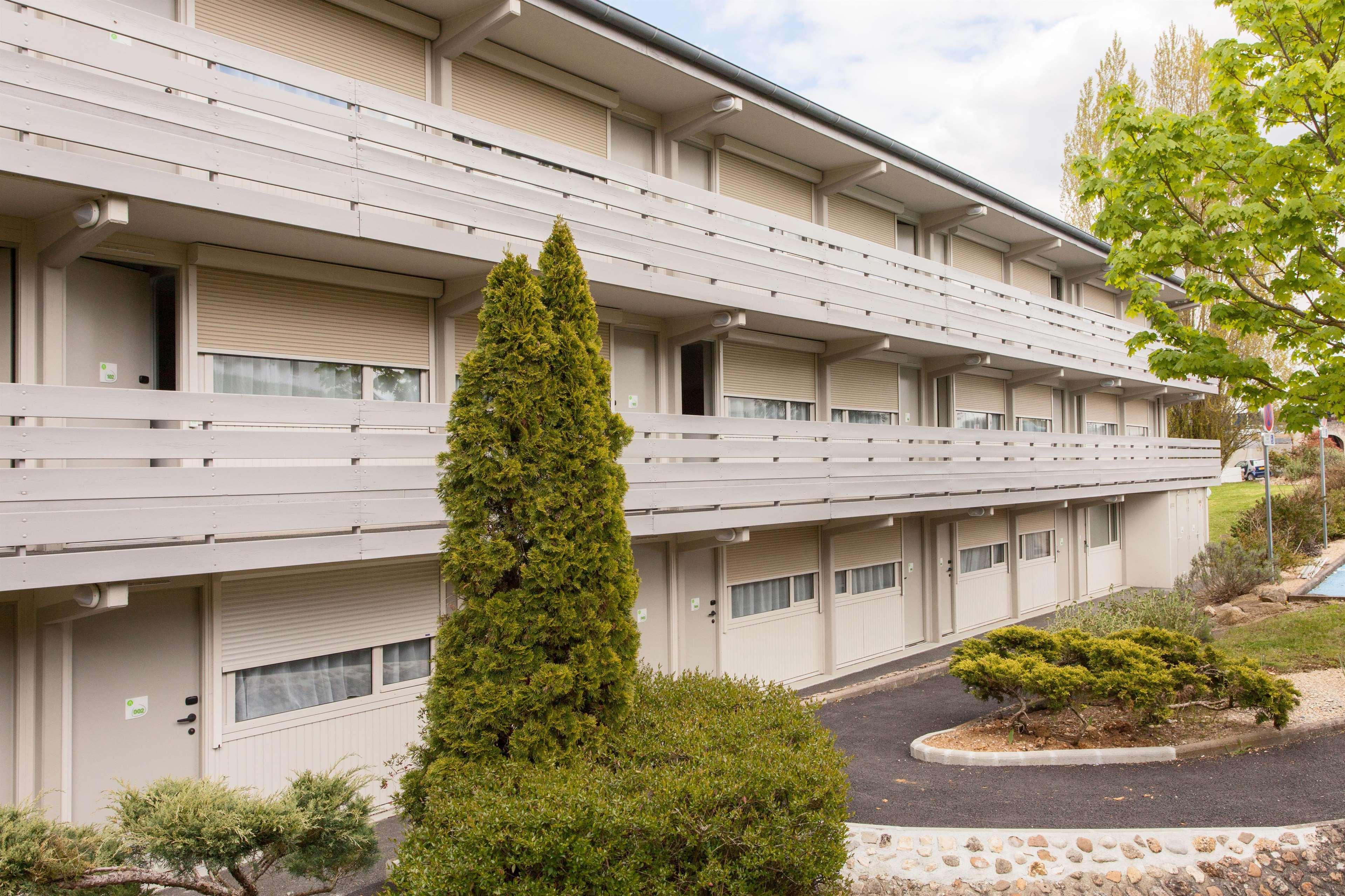Campanile Poitiers Hotel Exterior foto